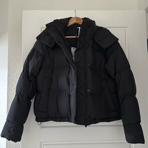Lululemon Wonder Puff Cropped Jacket